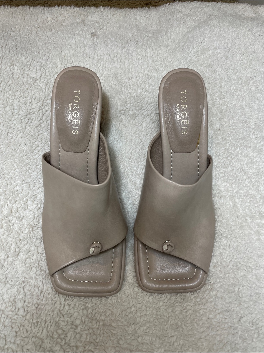 Torgeis New York Miley Taupe Heel NWT